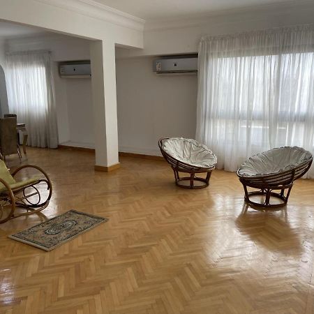 Heliopolis Modern 2Bdr Apartment Кайро Екстериор снимка