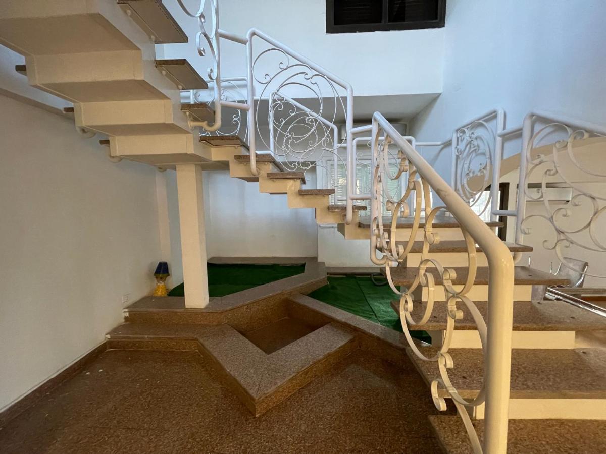 Heliopolis Modern 2Bdr Apartment Кайро Екстериор снимка